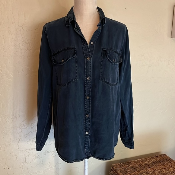 CLUB MONACO Dark Blue Button Down - Size M - Picture 3 of 12